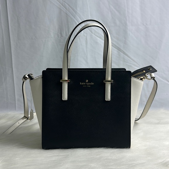 kate spade Handbags - Kate Spade Purse